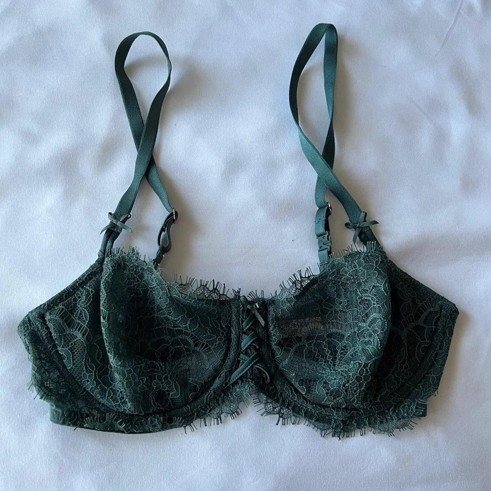 NWOT Victoria's Secret Dream Angels Push Up Without Padding in Green, 32C - Picture 2 of 9